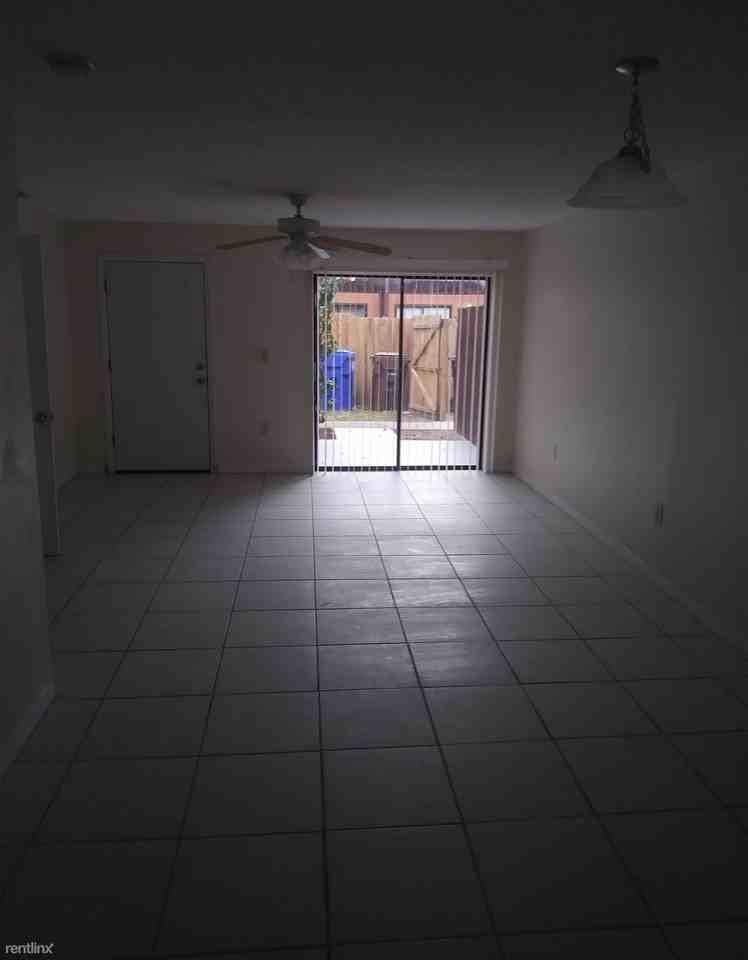 4147 Flying Fortress Ave - Photo 2 of 6