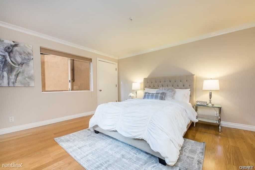 20900 Bandera St - Photo 3 of 10