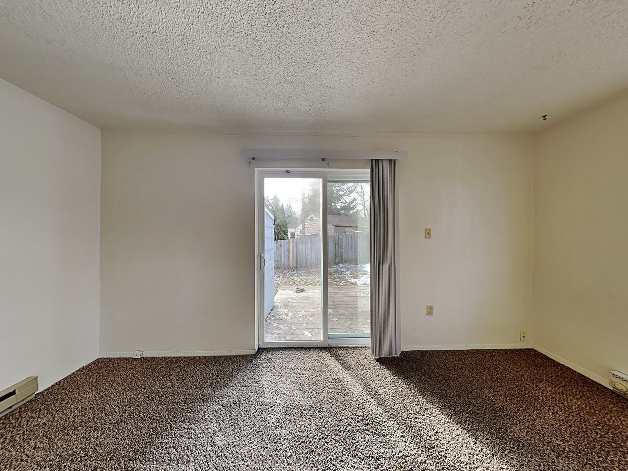 3115 W Trinity Pl - Photo 2 of 19