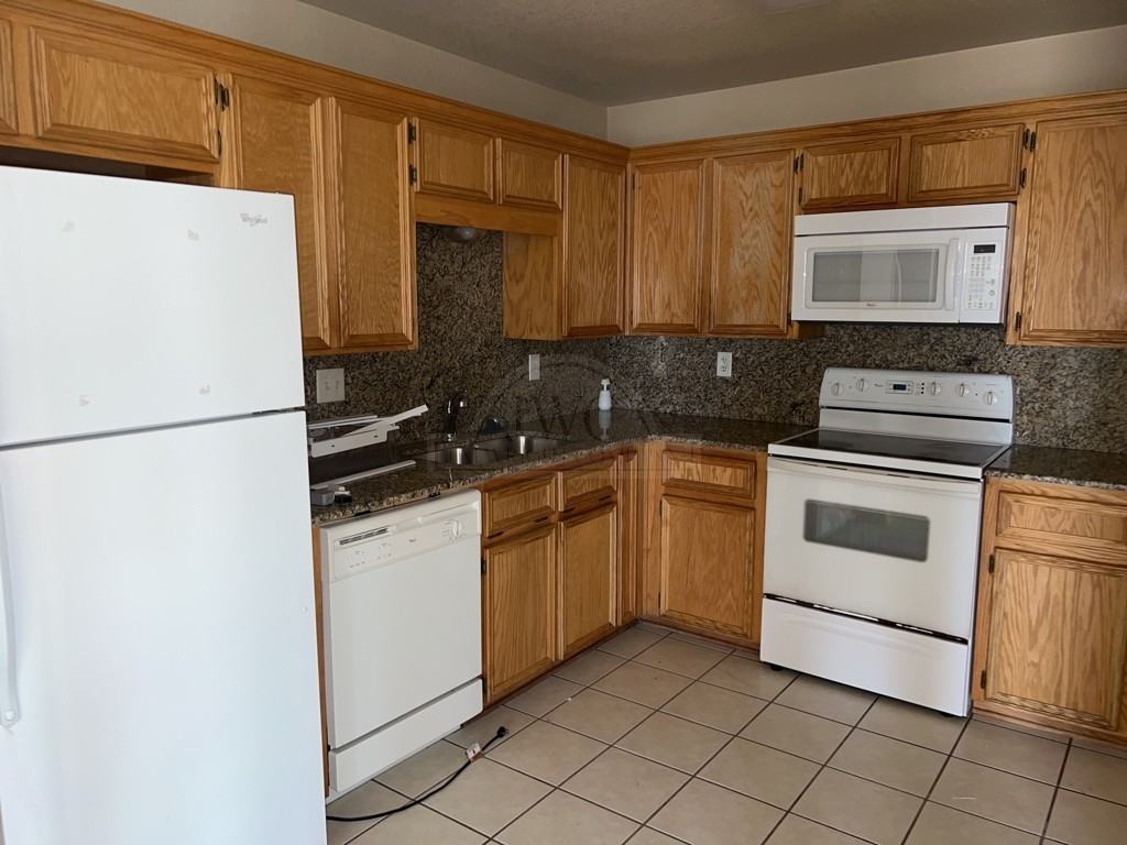 4400 Pennington Ave - Photo 2 of 10