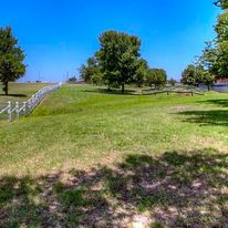 1919 Rees St - Photo 2 of 11