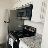 1919 Rees St - Photo 3 of 11