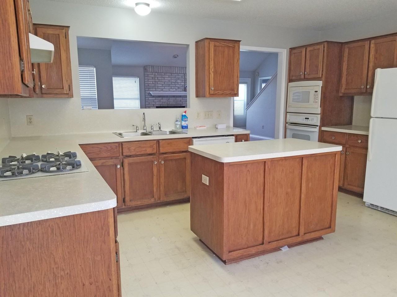 3210 Festus Dr #1 - Photo 3 of 31