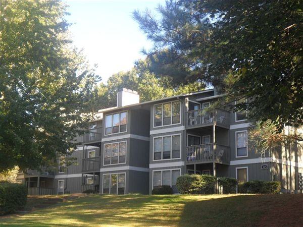 Laurel Oaks - Photo 3 of 10