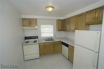 West End Village Apartments - Photo 3 of 3