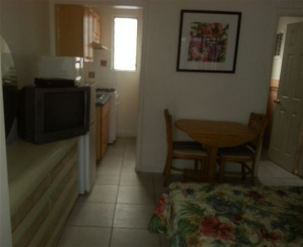 SANDY SHORES - Photo 3 of 9