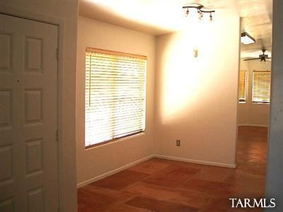 9469 N Albatross Dr - Photo 3 of 5