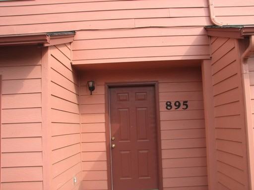 895 NW 10th St - Photo 2 of 6