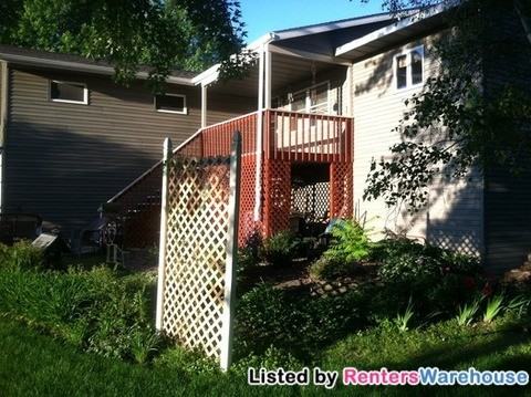 32698 Meadow Ln - Photo 2 of 14