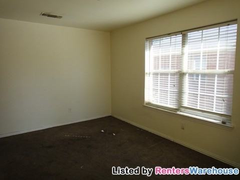 2009 Danner St - Photo 2 of 15