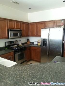 5623 S 54th Dr - Photo 3 of 9