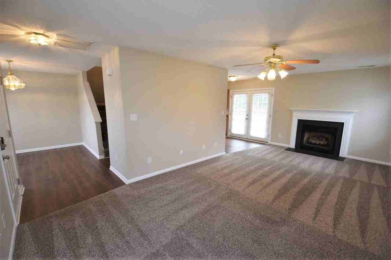 2714 Thistle Brook Dr - Photo 2 of 10