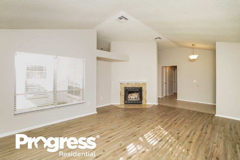 15155 Nighthawk Dr - Photo 3 of 16