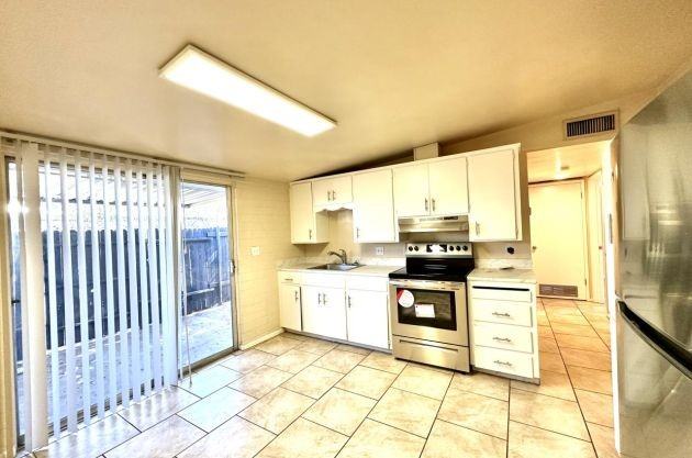 E Hedrick Dr & N Fremont Ave - Photo 3 of 5