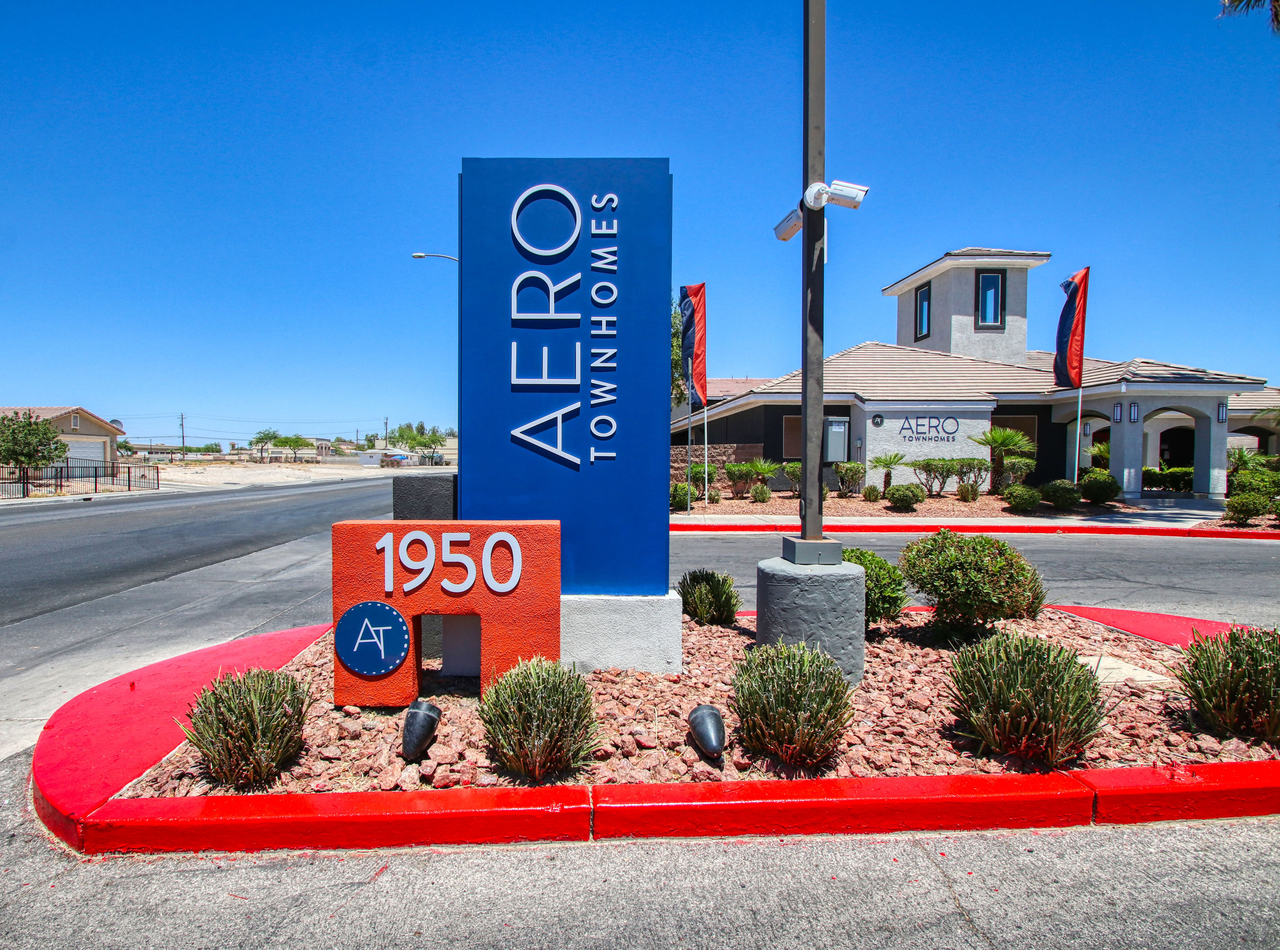 Aero Townhomes - Photo 3 of 12