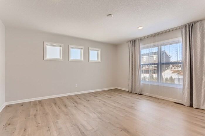 15348 75th St Ne - Photo 2 of 17