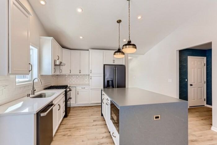 15348 75th St Ne - Photo 3 of 17