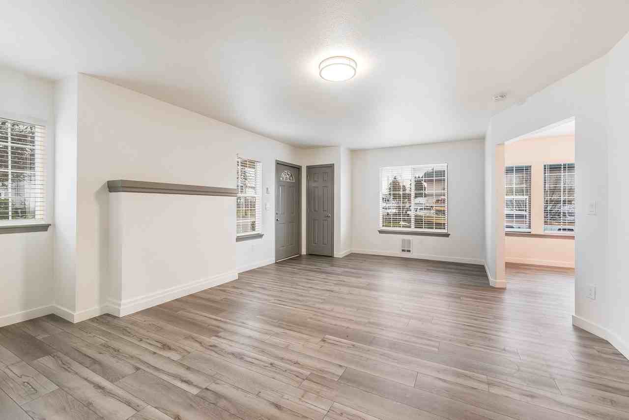 1003 Sw 150th St #2 - Photo 4 of 19