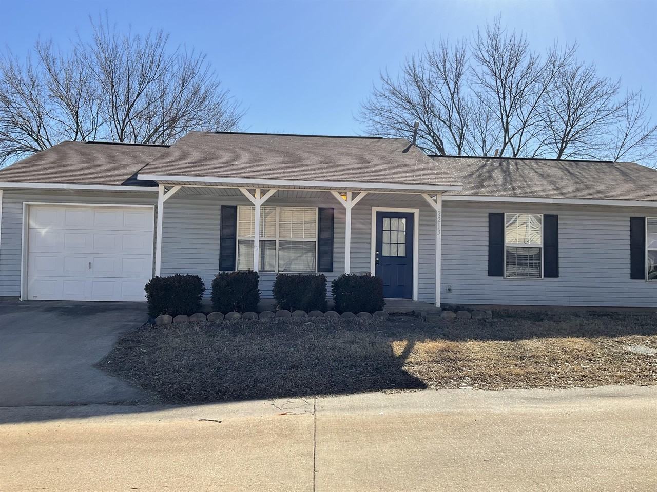 2213 Post Oak Dr #1 - Photo 2 of 17