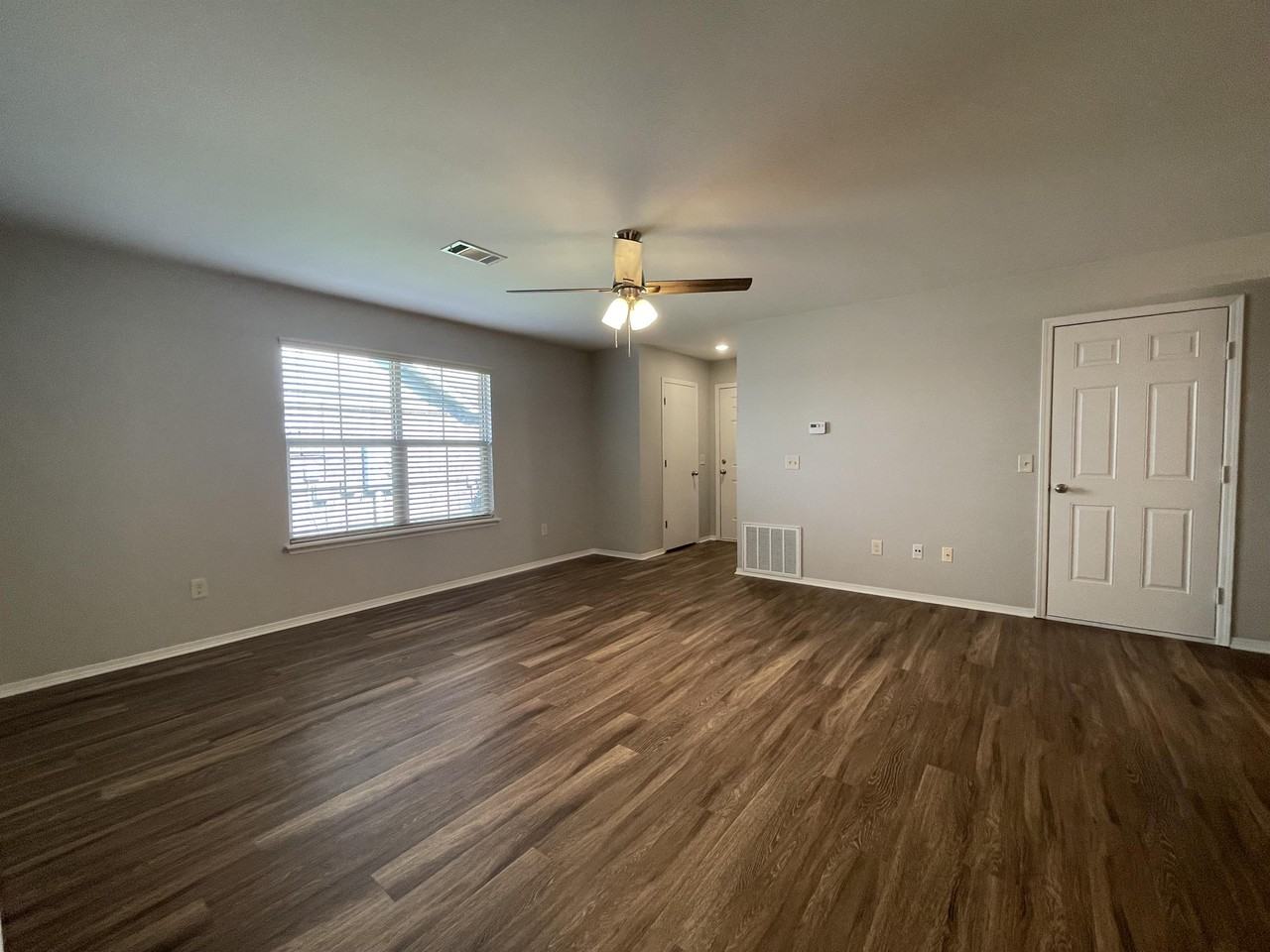 3602 Sw Deerfield Blvd #1 - Photo 2 of 19