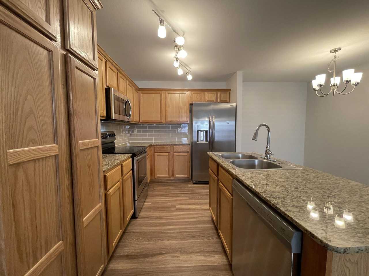 3602 Sw Deerfield Blvd #1 - Photo 6 of 19