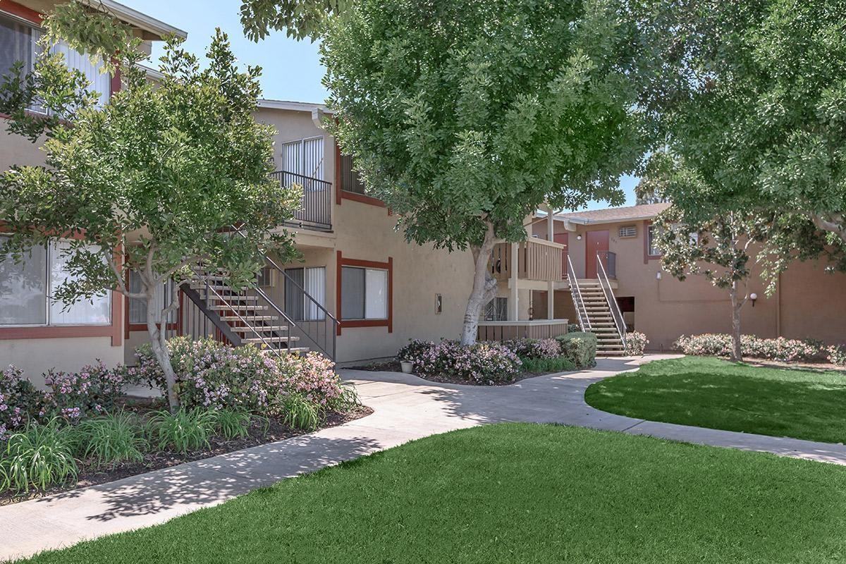 3070 E Frontera St - Photo 2 of 50