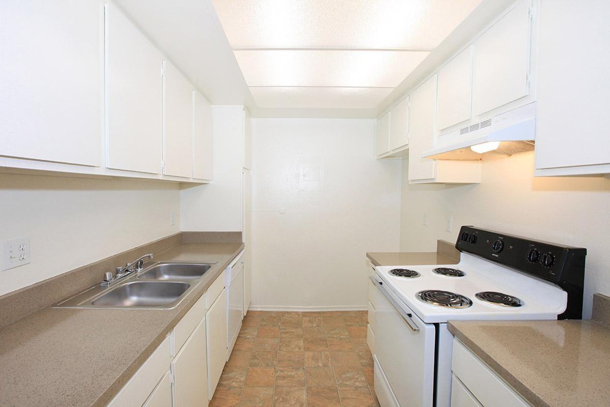 3070 E Frontera St - Photo 2 of 50