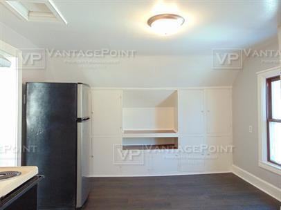 1319 Cherry St - Photo 3 of 13