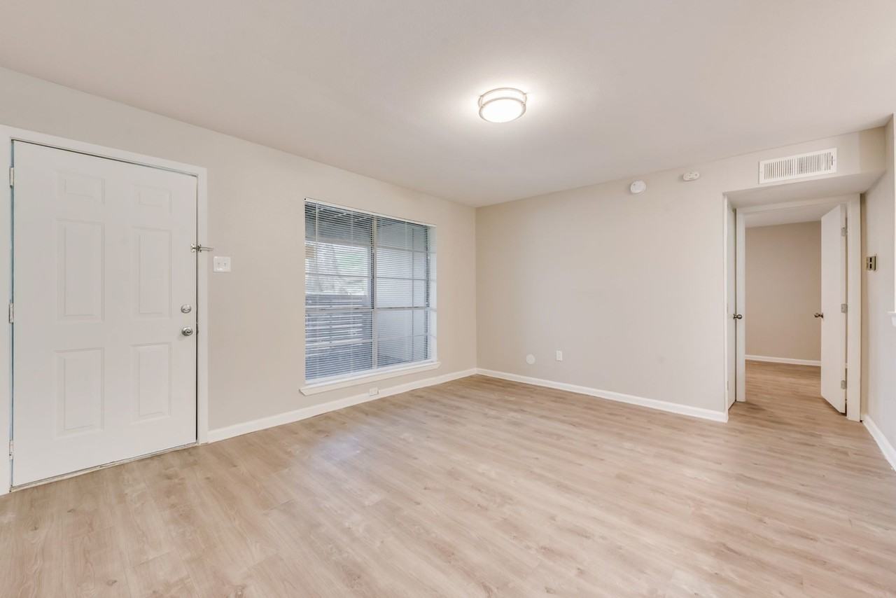 The Braxton Apartments 3602 Country Club Rd N, Irving, TX 75062 Zumper