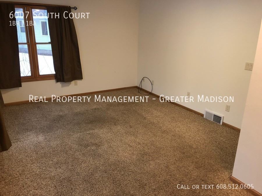 6007 South Ct - Photo 3 of 9