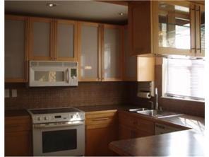 558 Sierra Vista Ln - Photo 3 of 11