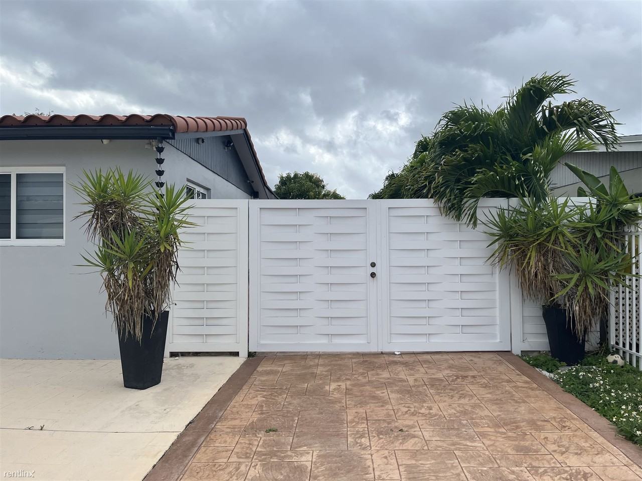 11450 SW 196th St - Photo 2 of 18