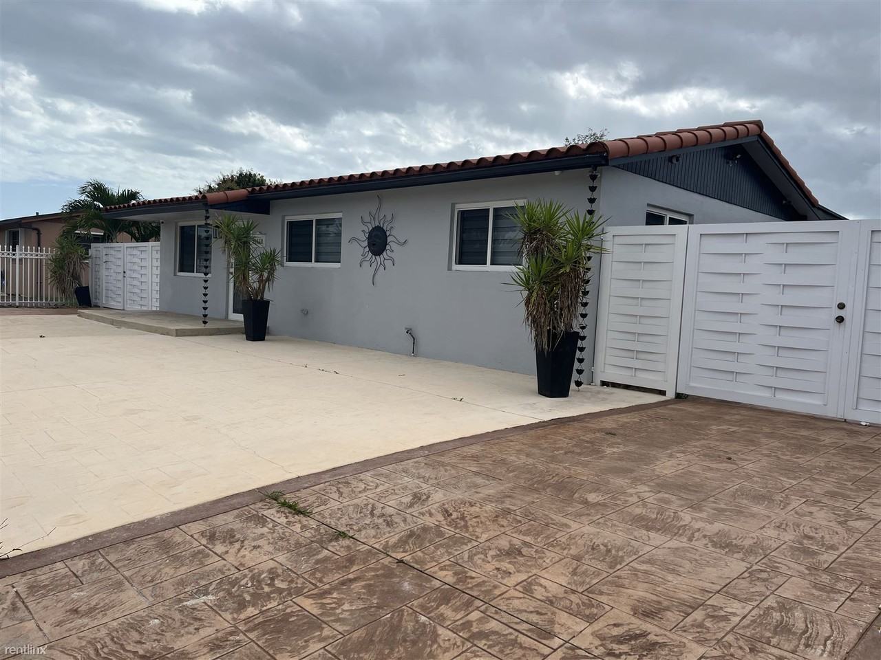 11450 SW 196th St - Photo 3 of 18