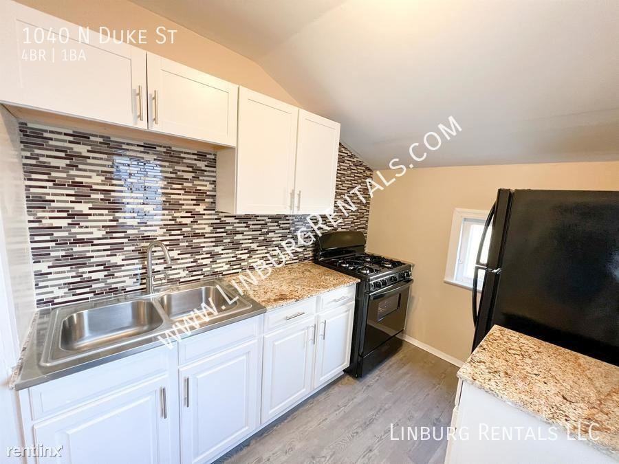 1040 N Duke St - Photo 2 of 15