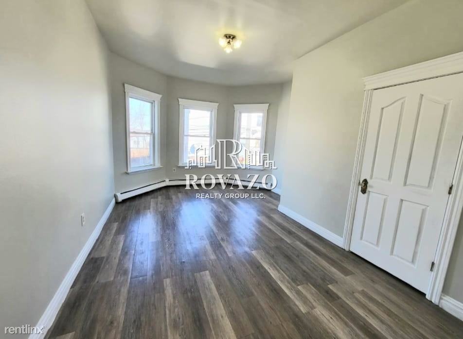 12 12th Ave - Photo 2 of 7