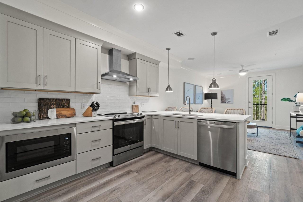 291 S County Highway 393 335, Santa Rosa Beach, FL 32459 1 Bedroom