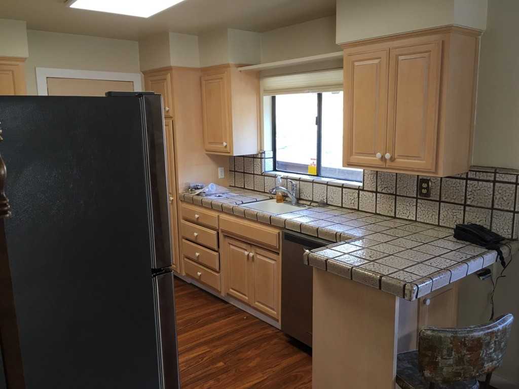 3690 Tulare St - Photo 5 of 17