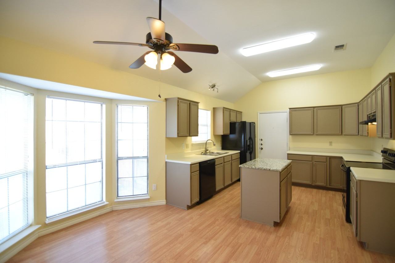 2304 Skipcha Dr - Photo 6 of 22