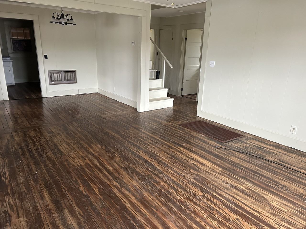 203 Cherry St - Photo 3 of 11