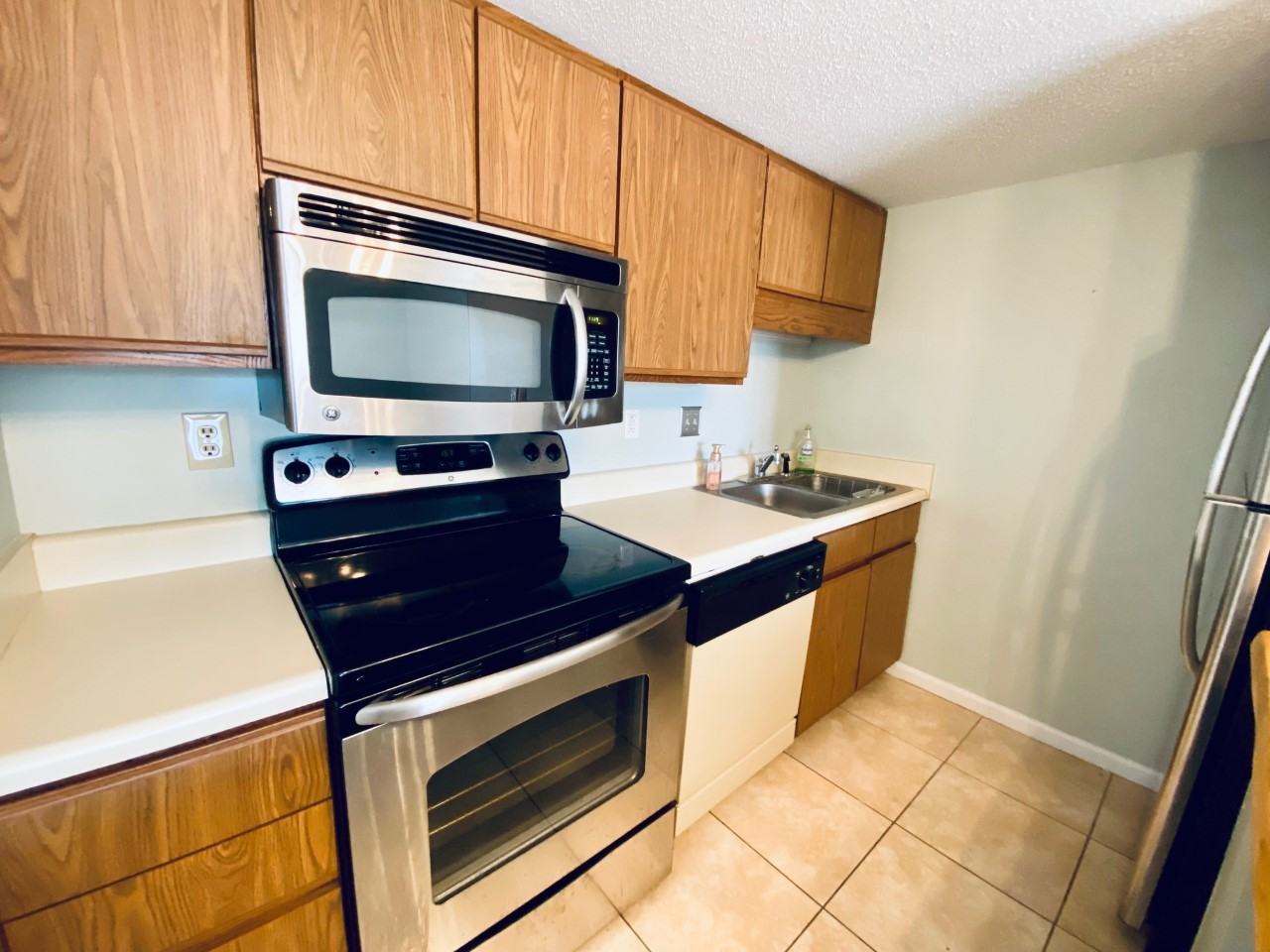 205 Double Eagle Dr #B2 - Photo 4 of 23