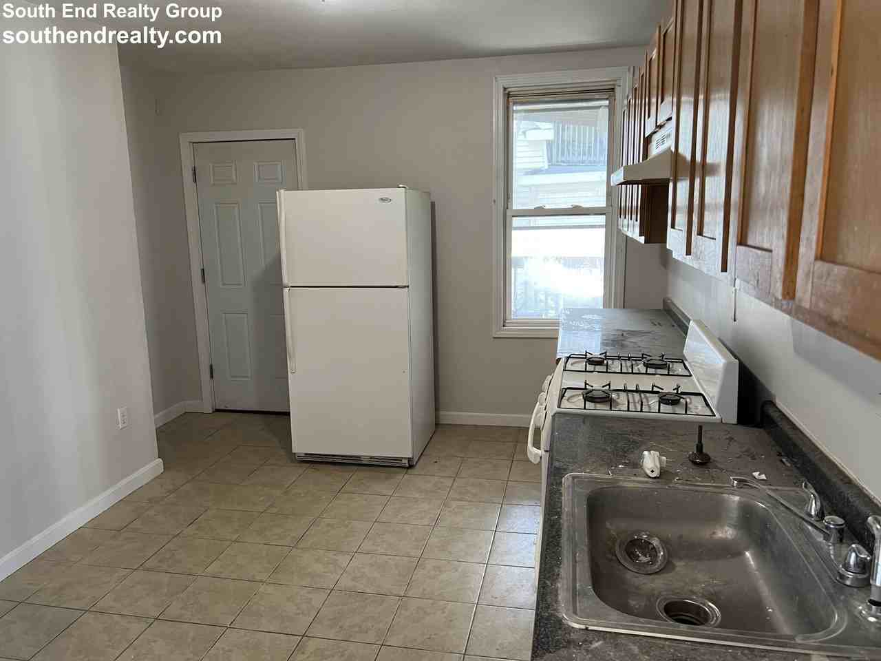 145 Magnolia Street 3, Boston, MA 02125 3 Bedroom Apartment for Rent