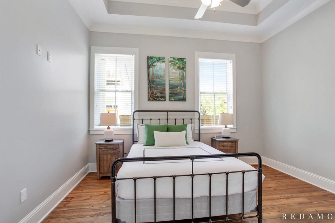 1419 Esplanade Ave #1 - Photo 2 of 11