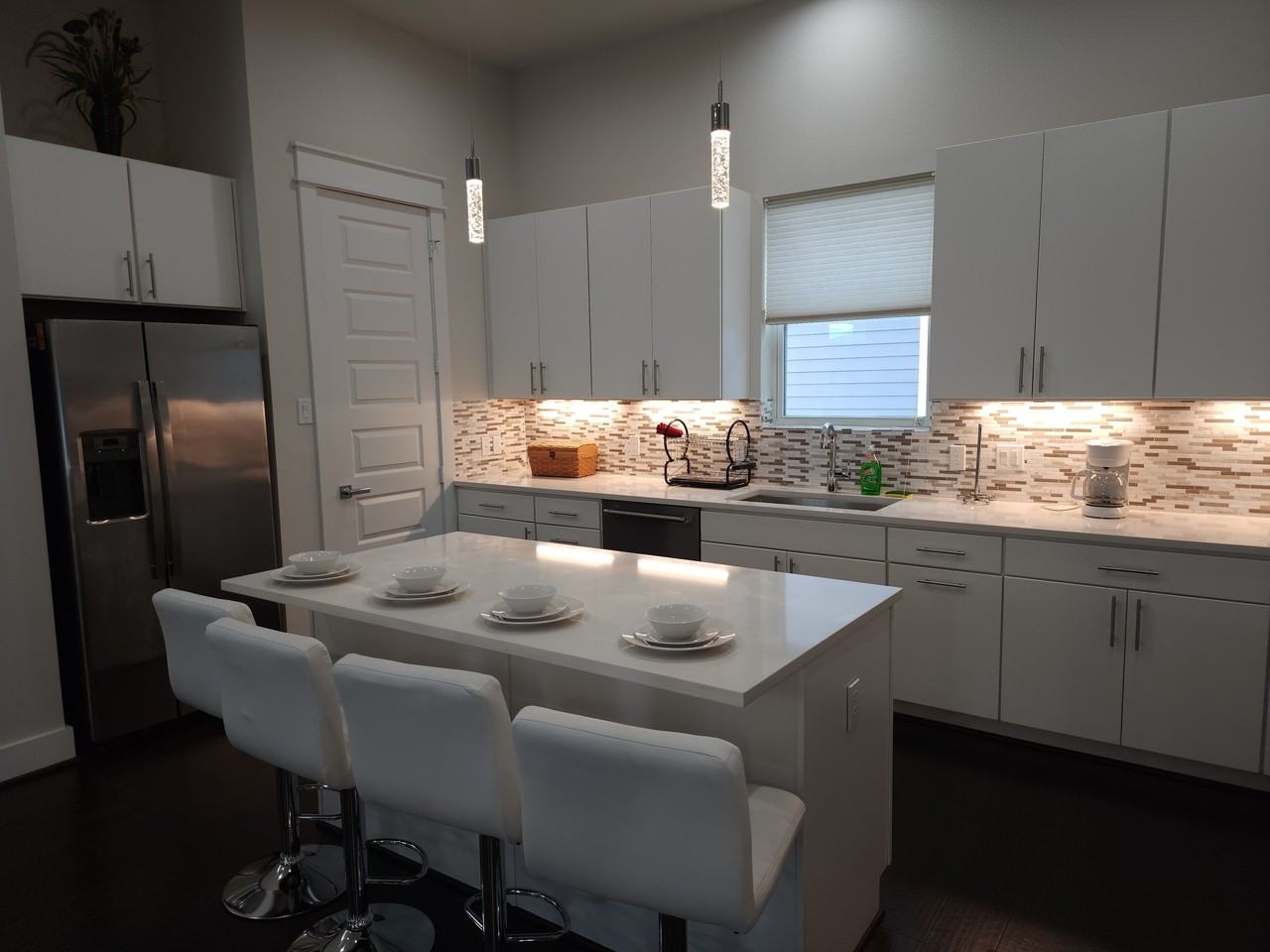 2103 Engelmohr St #G - Photo 2 of 12