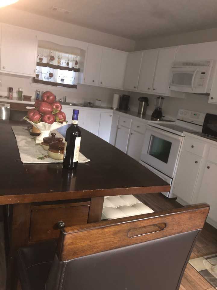 3450 Bethany Bnd #3450 - Photo 3 of 8