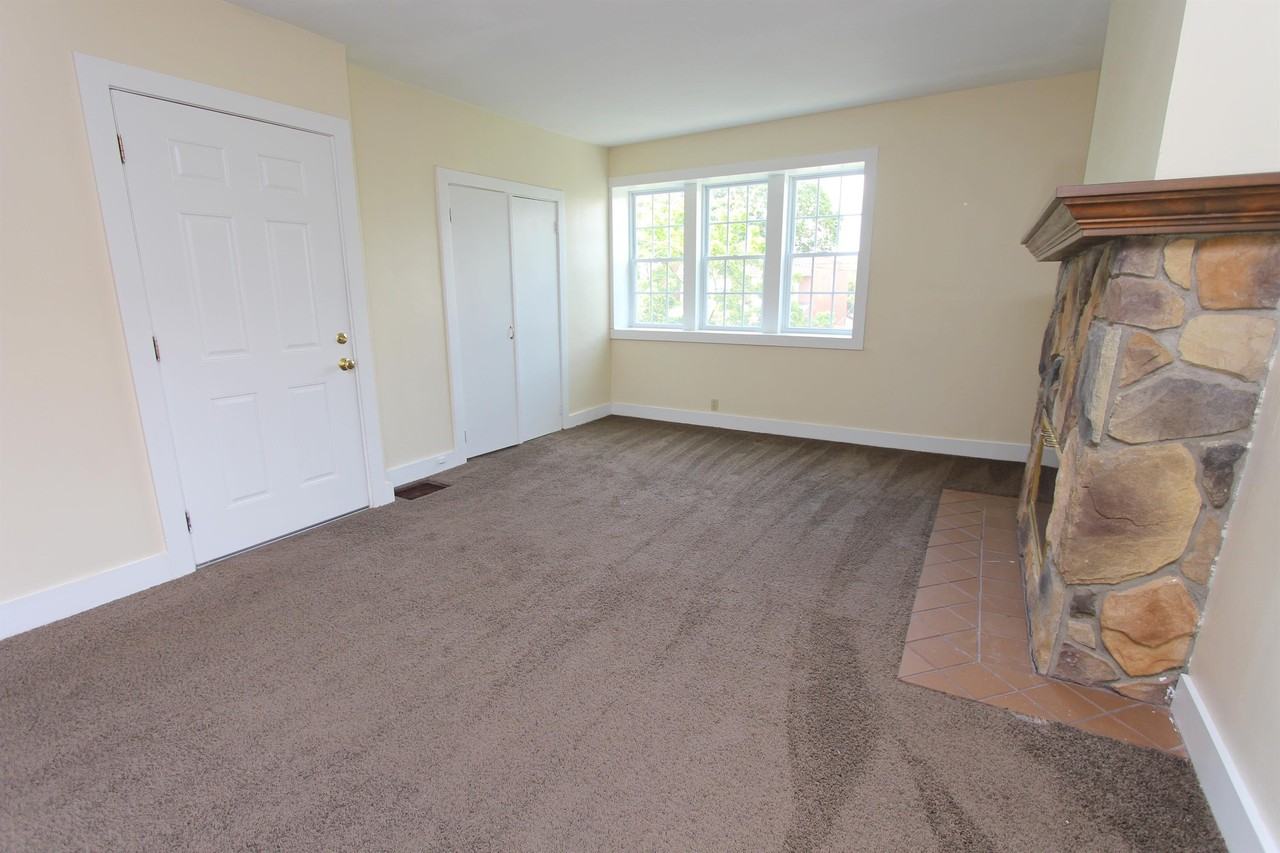 6656 Ridgeville St #6656-2 - Photo 2 of 9