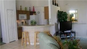 335 High Point Dr - Photo 2 of 5