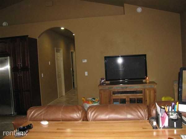 565 Silver Lining Dr - Photo 3 of 11