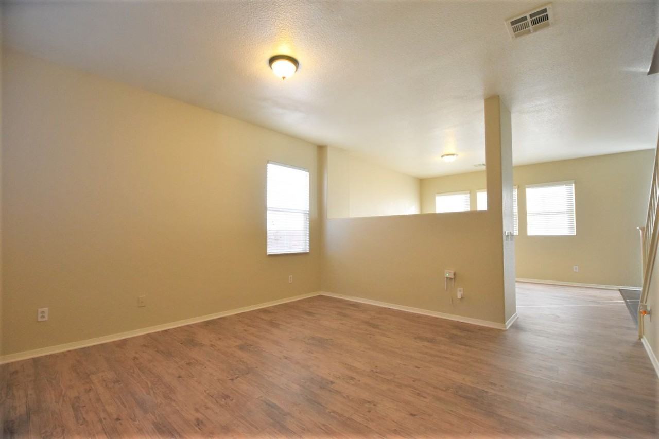 2036 Bosc Ln - Photo 3 of 19