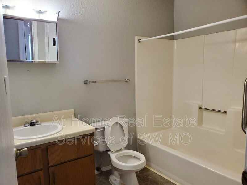 1947 S Ingram Mill Rd #C2 - Photo 5 of 8