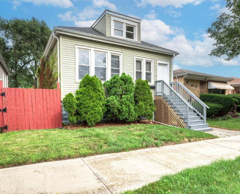 9319 South Clyde Avenue - Photo 2 of 29